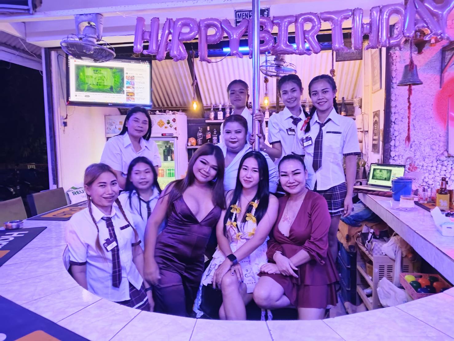 hornpub gallery image